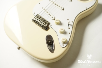 ST-STD - Vintage White